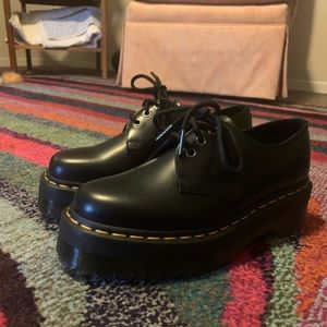 BRAND NEW PLATFORM OXFORD DR MARTENS